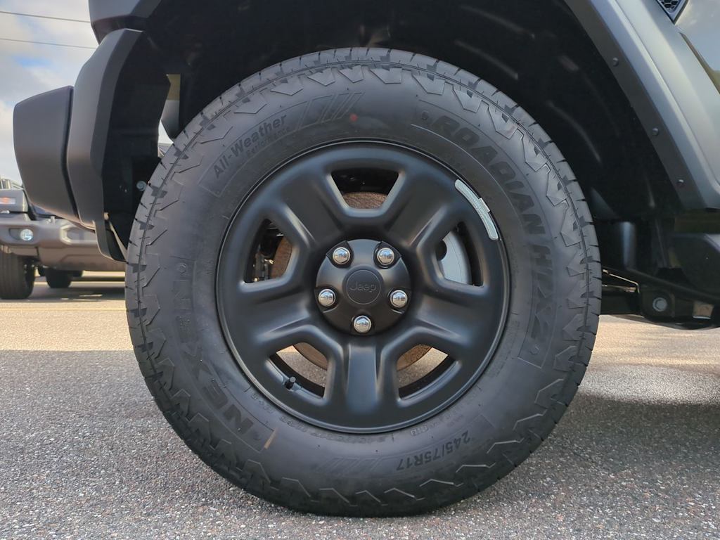 Thumbnail: 2026 Jeep Wrangler - 8