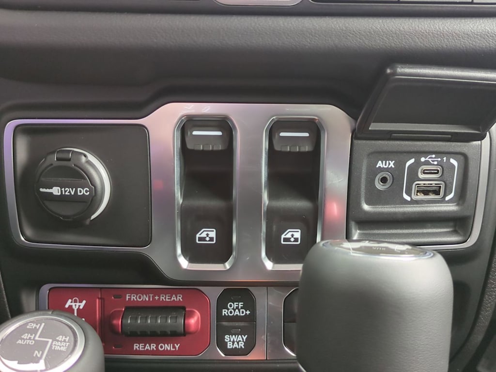 Thumbnail: 2026 Jeep Wrangler - 31