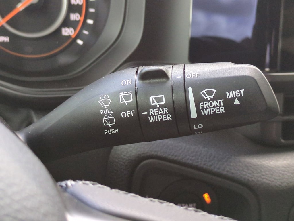 Thumbnail: 2025 Jeep Wrangler - 32