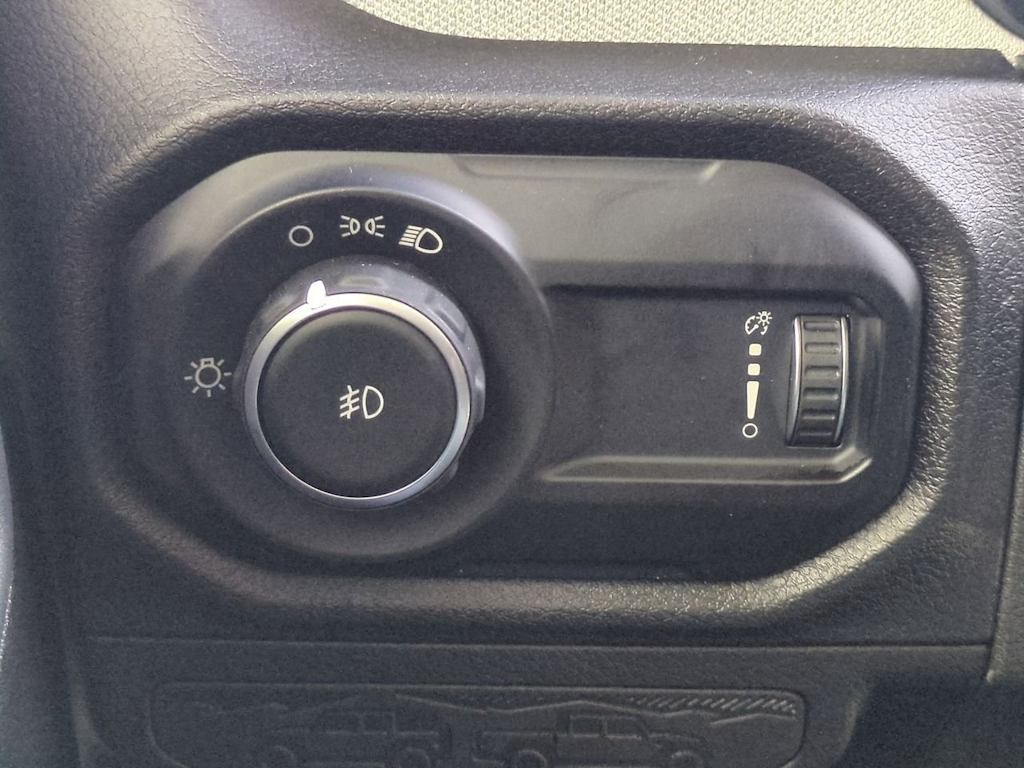 Thumbnail: 2025 Jeep Wrangler - 27