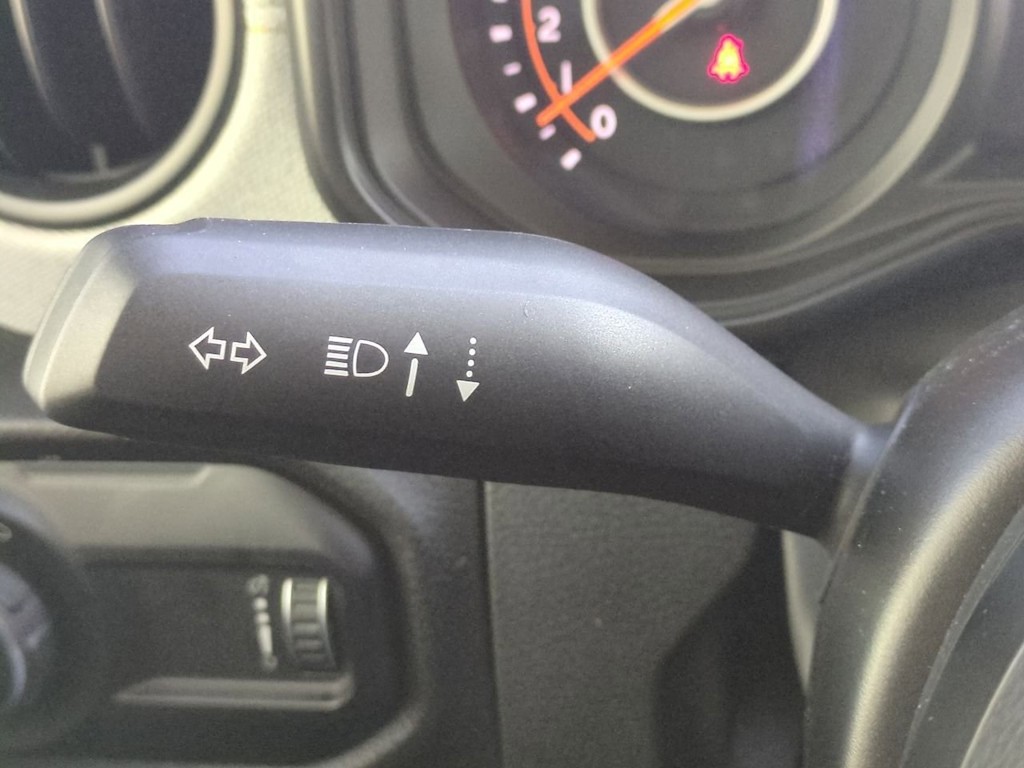 Thumbnail: 2025 Jeep Wrangler - 32