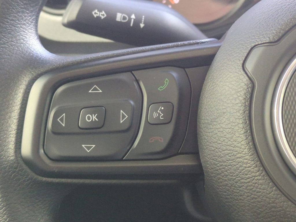 Thumbnail: 2025 Jeep Wrangler - 30