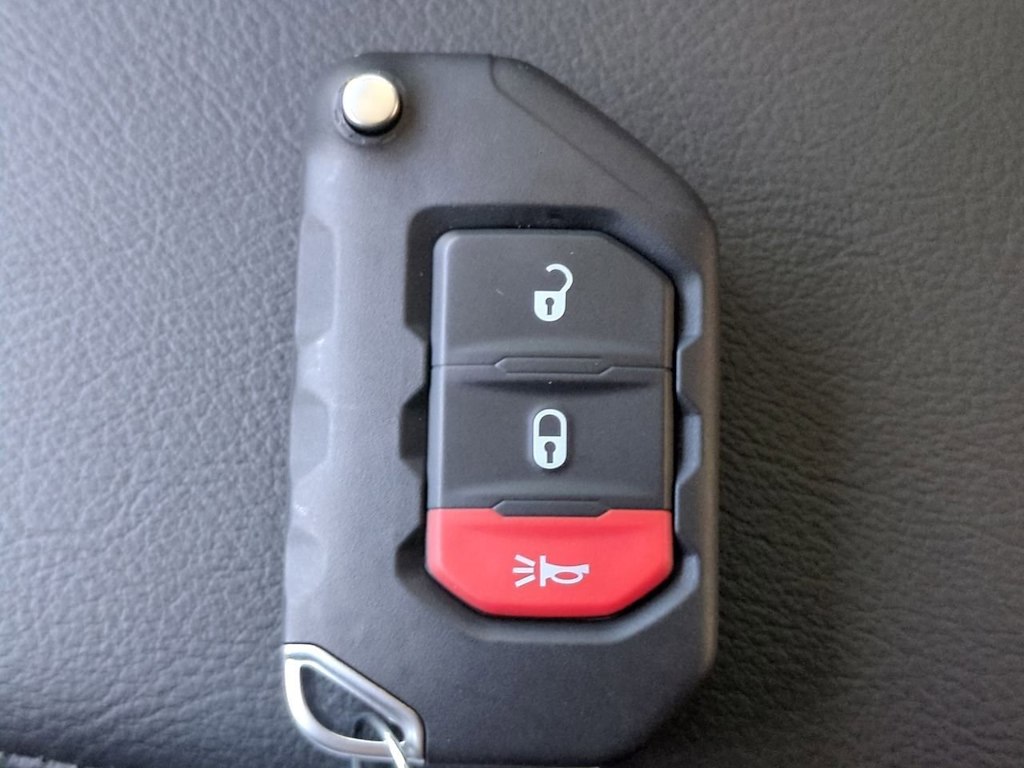 Thumbnail: 2025 Jeep Wrangler - 19