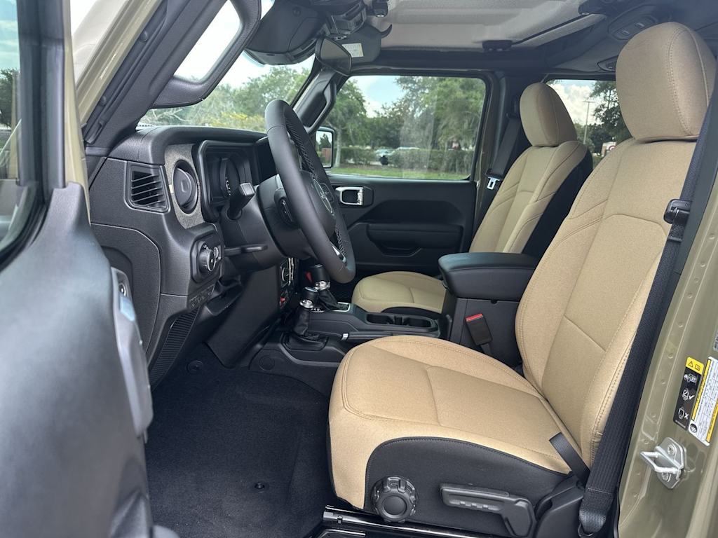 Thumbnail: 2026 Jeep Wrangler - 10