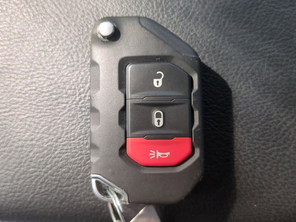 Thumbnail: 2024 Jeep Wrangler - 18