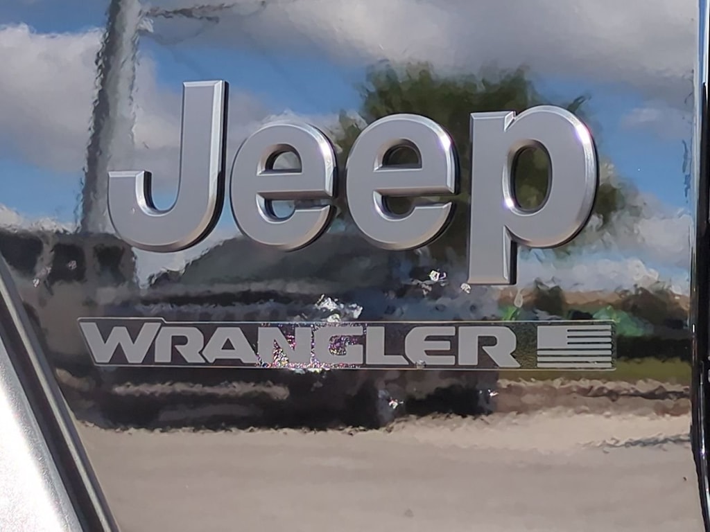 Thumbnail: 2025 Jeep Wrangler - 7