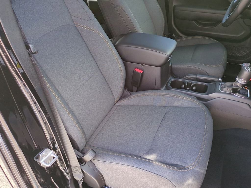 Thumbnail: 2025 Jeep Wrangler - 29