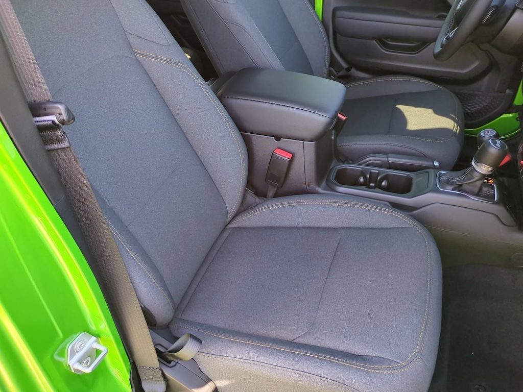 Thumbnail: 2025 Jeep Wrangler - 26