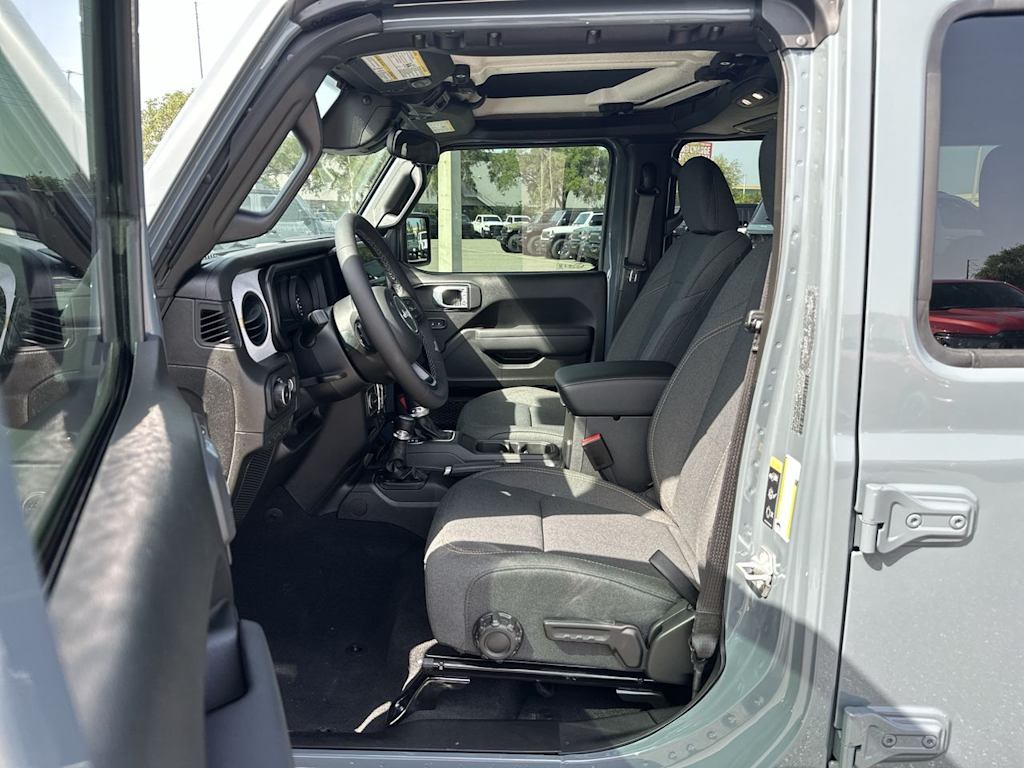 Thumbnail: 2026 Jeep Wrangler - 9