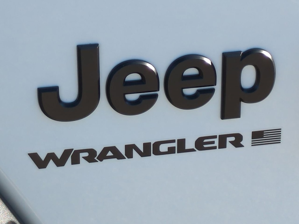 Thumbnail: 2025 Jeep Wrangler - 7