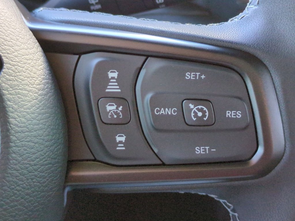 Thumbnail: 2025 Jeep Wrangler - 30