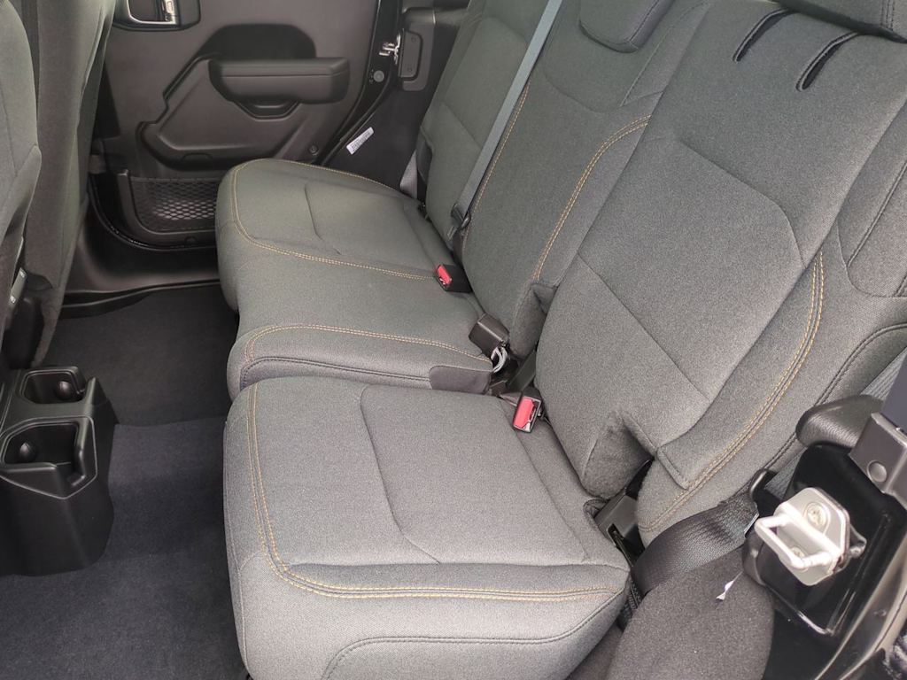 Thumbnail: 2025 Jeep Wrangler - 12