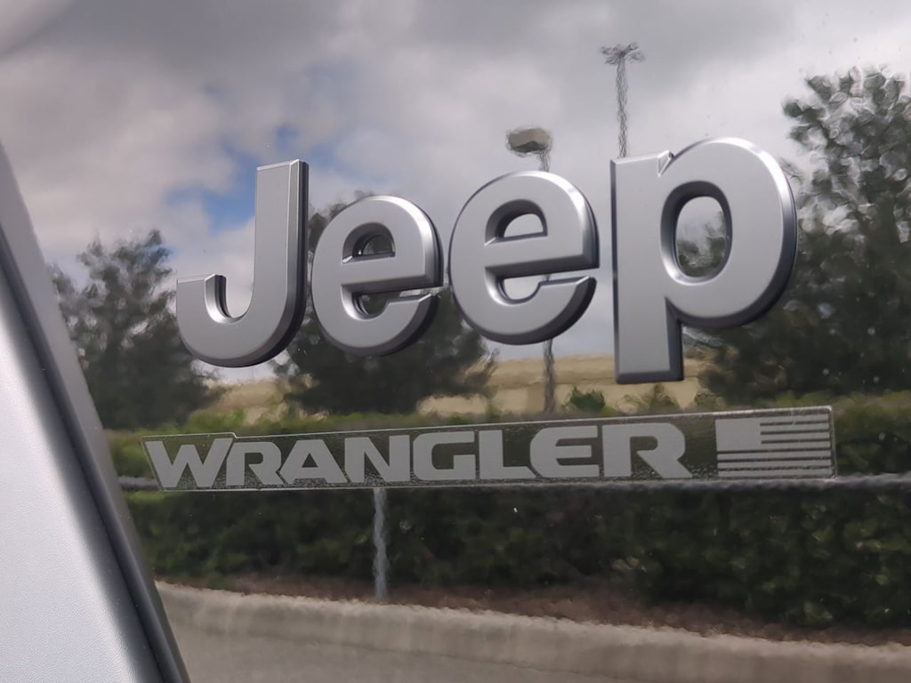 Thumbnail: 2025 Jeep Wrangler - 7