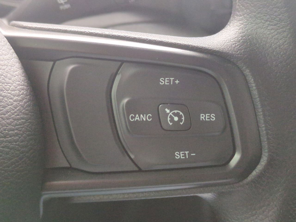 Thumbnail: 2025 Jeep Wrangler - 31