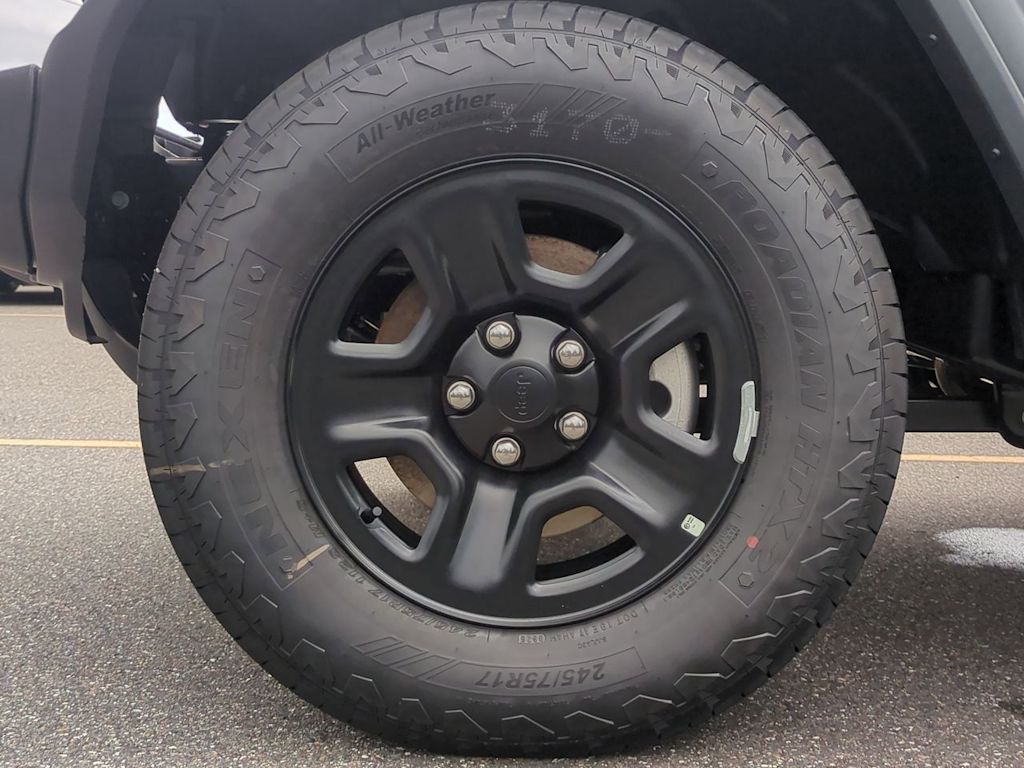 Thumbnail: 2025 Jeep Wrangler - 8