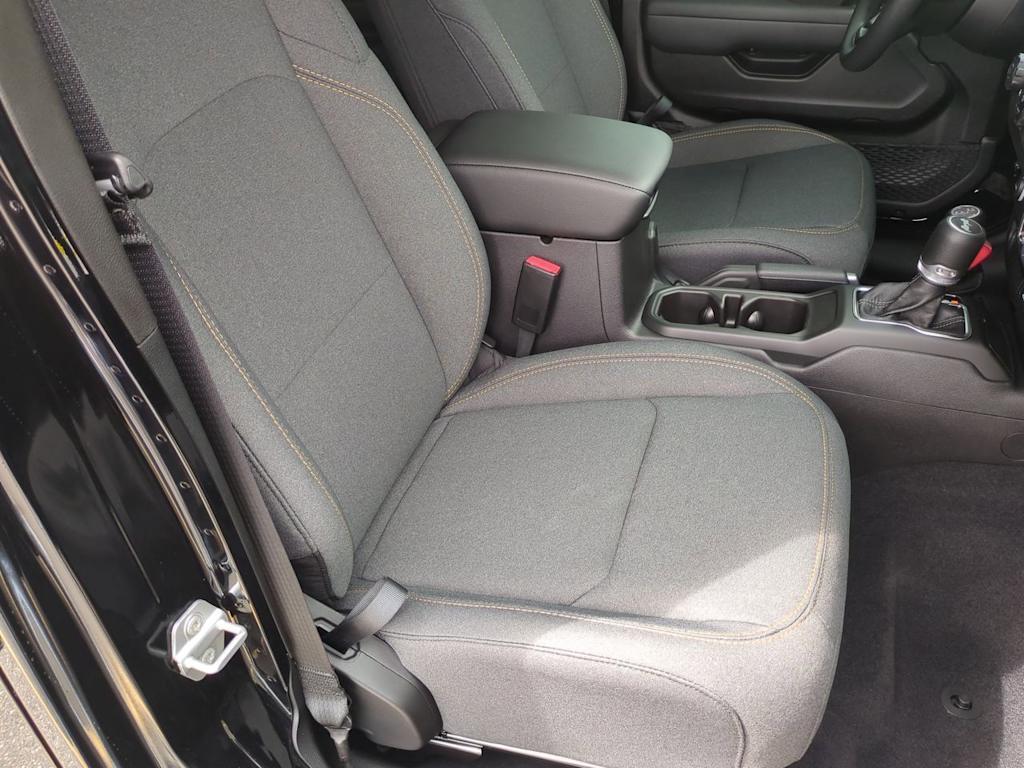 Thumbnail: 2025 Jeep Wrangler - 29