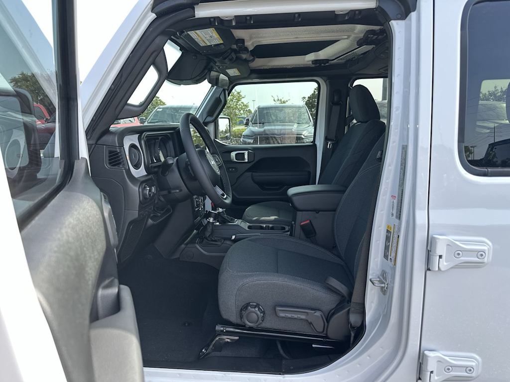 Thumbnail: 2026 Jeep Wrangler - 9