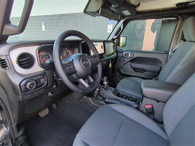 2025 Jeep Wrangler Sport 2