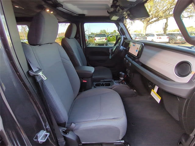 2025 Jeep Wrangler Sport 12