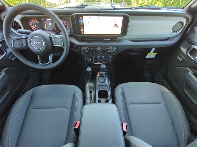 2025 Jeep Wrangler Sport 10