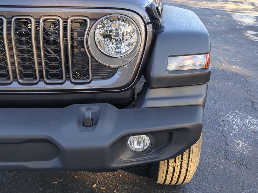 Thumbnail: 2026 Jeep Wrangler - 24