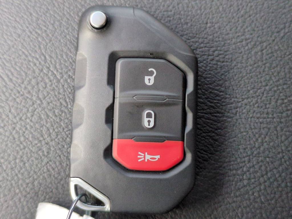 Thumbnail: 2026 Jeep Wrangler - 18