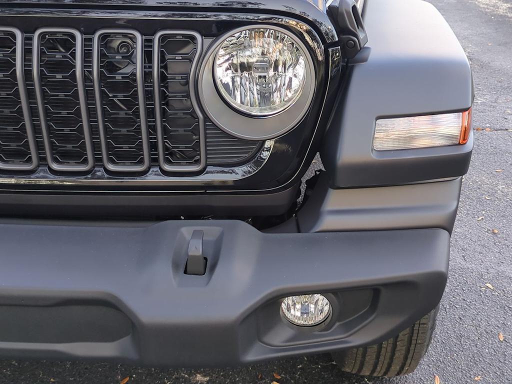 Thumbnail: 2026 Jeep Wrangler - 24