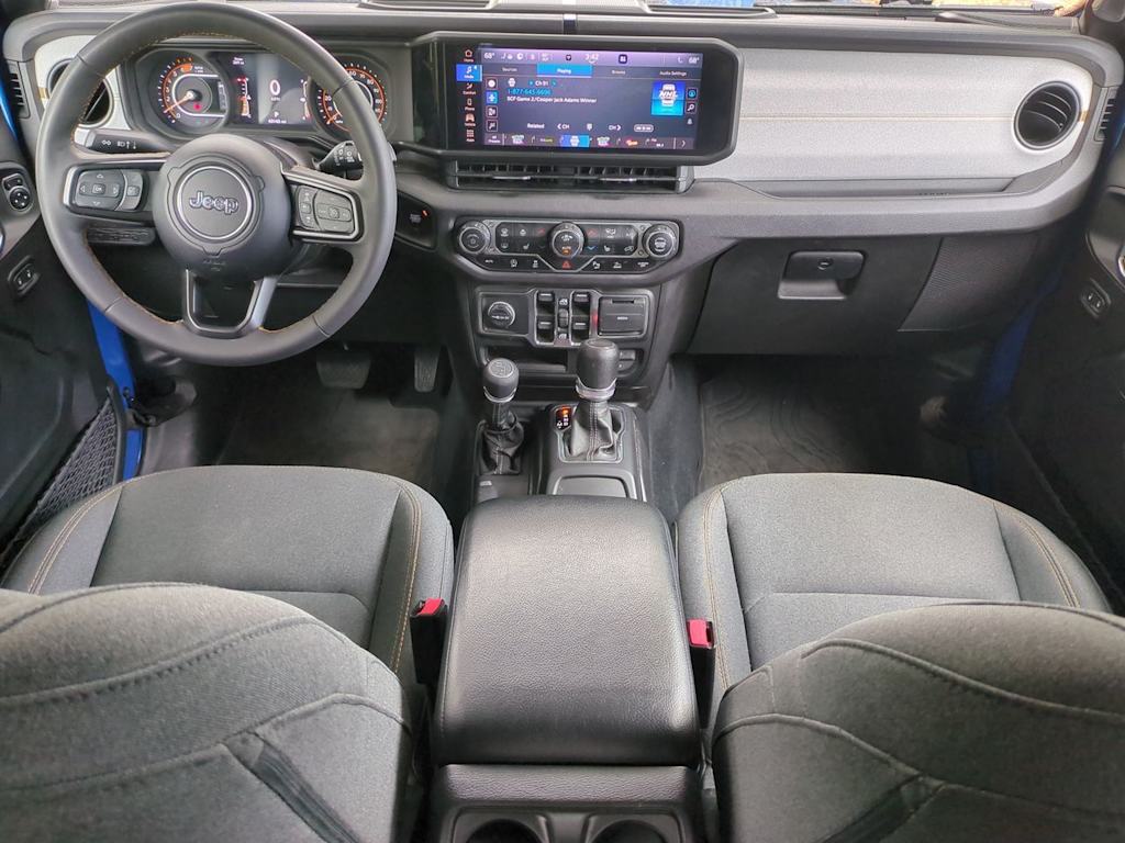 Thumbnail: 2024 Jeep Wrangler - 9