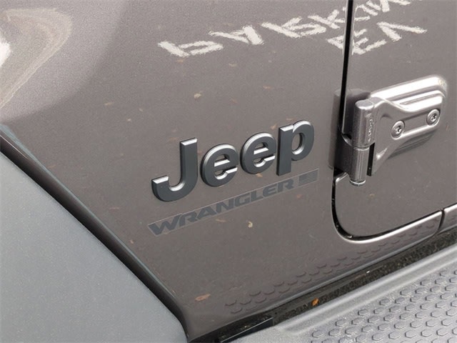 2025 Jeep Wrangler Sport 25