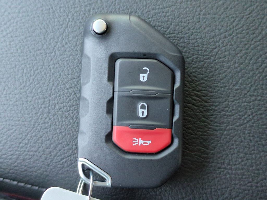 Thumbnail: 2026 Jeep Wrangler - 18