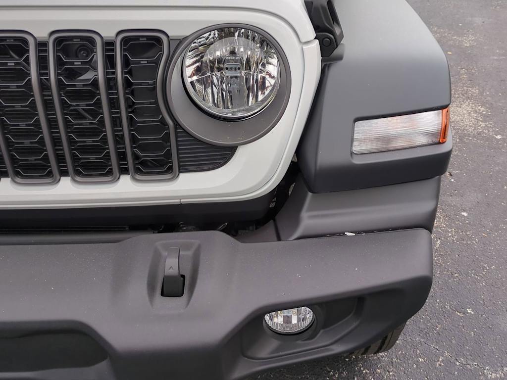 Thumbnail: 2026 Jeep Wrangler - 24