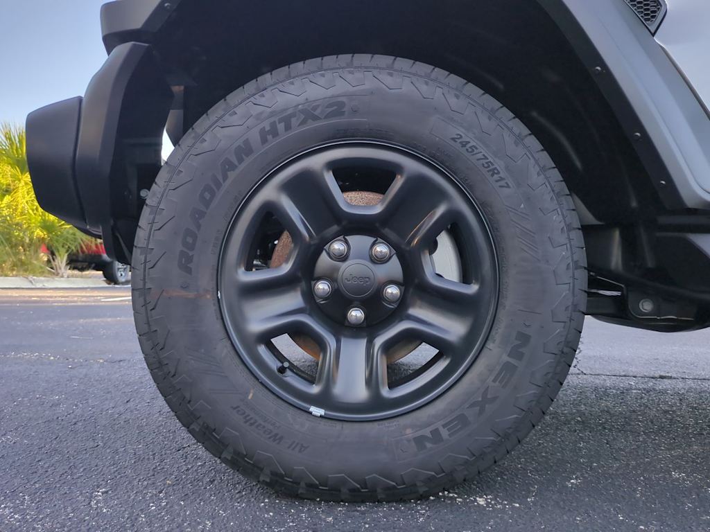 Thumbnail: 2026 Jeep Wrangler - 8