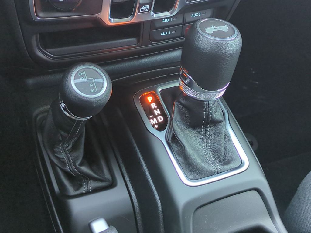 Thumbnail: 2026 Jeep Wrangler - 16