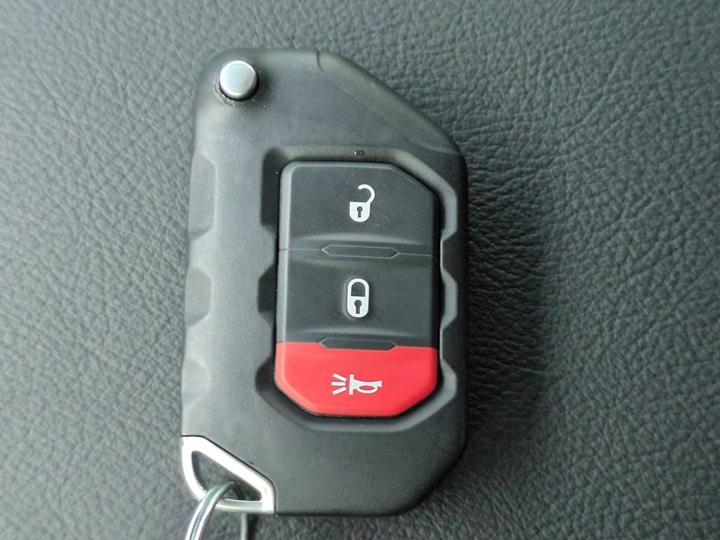 Thumbnail: 2026 Jeep Wrangler - 19