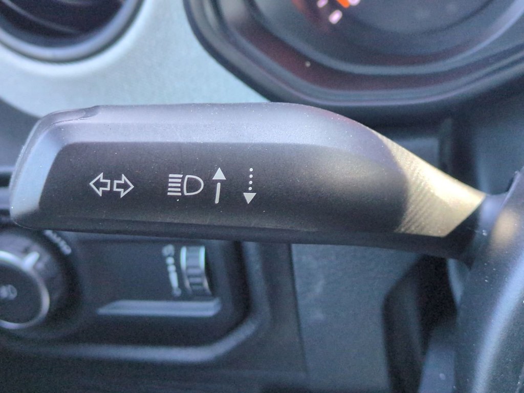 Thumbnail: 2024 Jeep Wrangler - 32