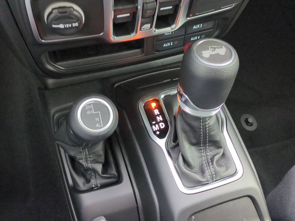 Thumbnail: 2026 Jeep Wrangler - 15