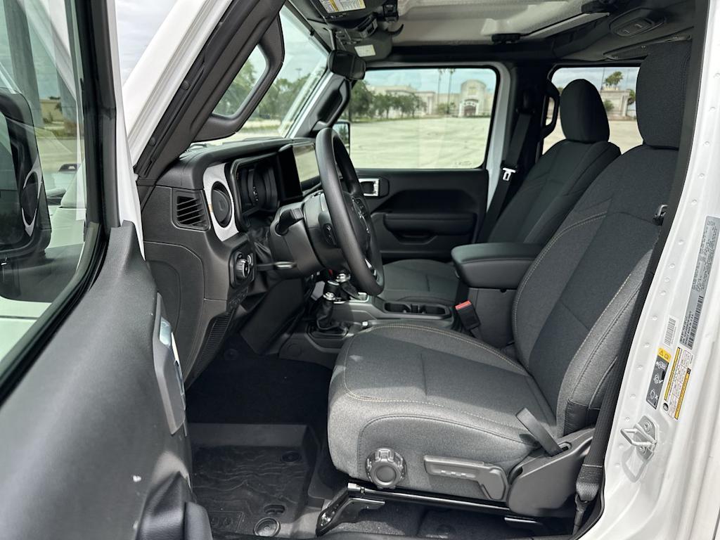 Thumbnail: 2026 Jeep Wrangler - 11