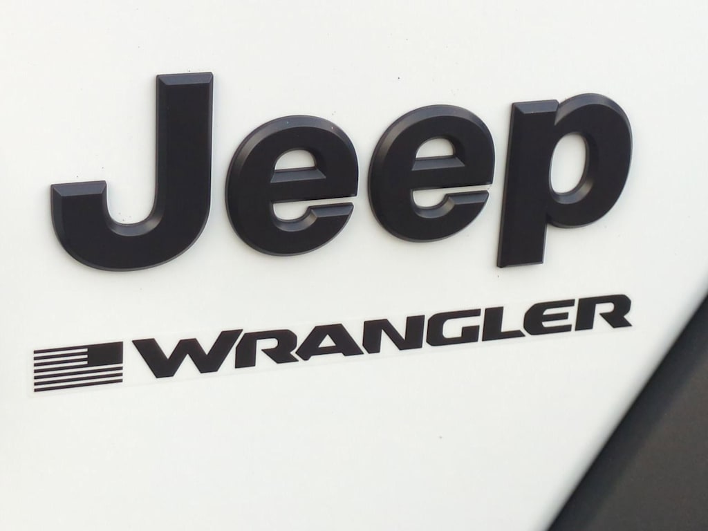 Thumbnail: 2026 Jeep Wrangler - 7
