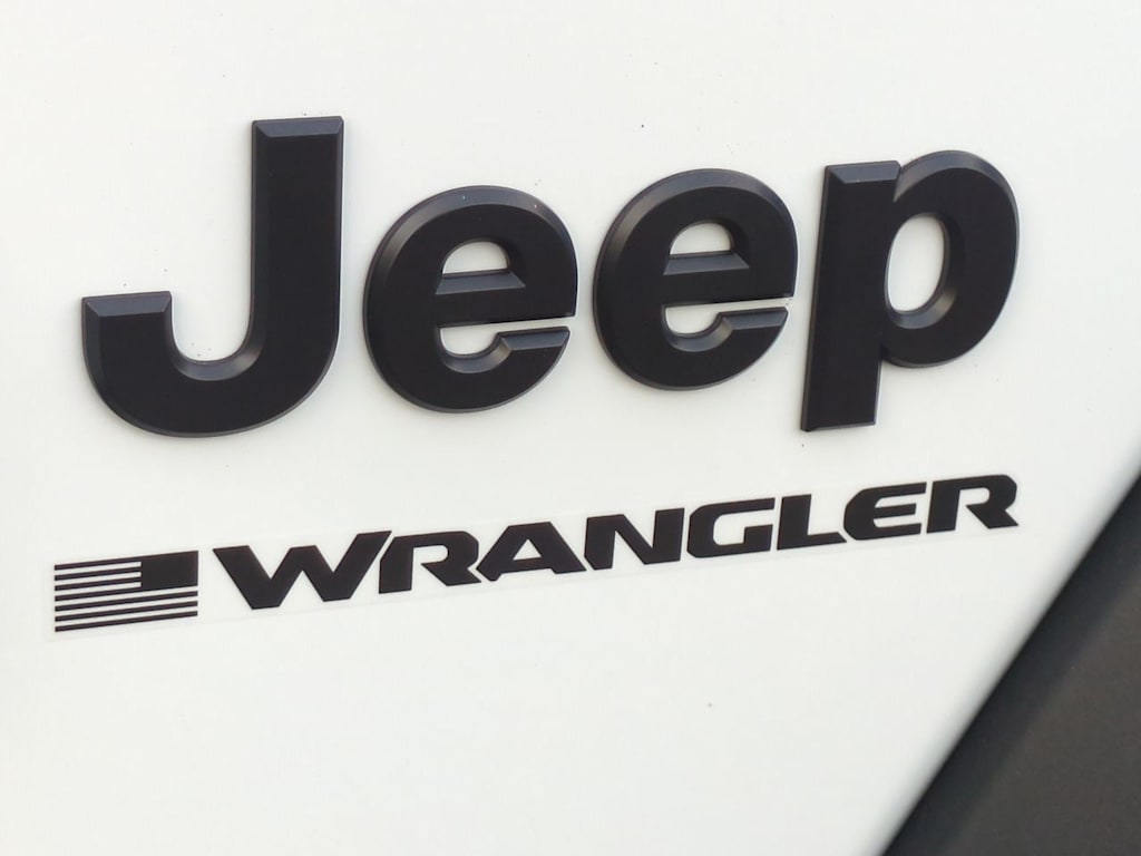 Thumbnail: 2026 Jeep Wrangler - 7