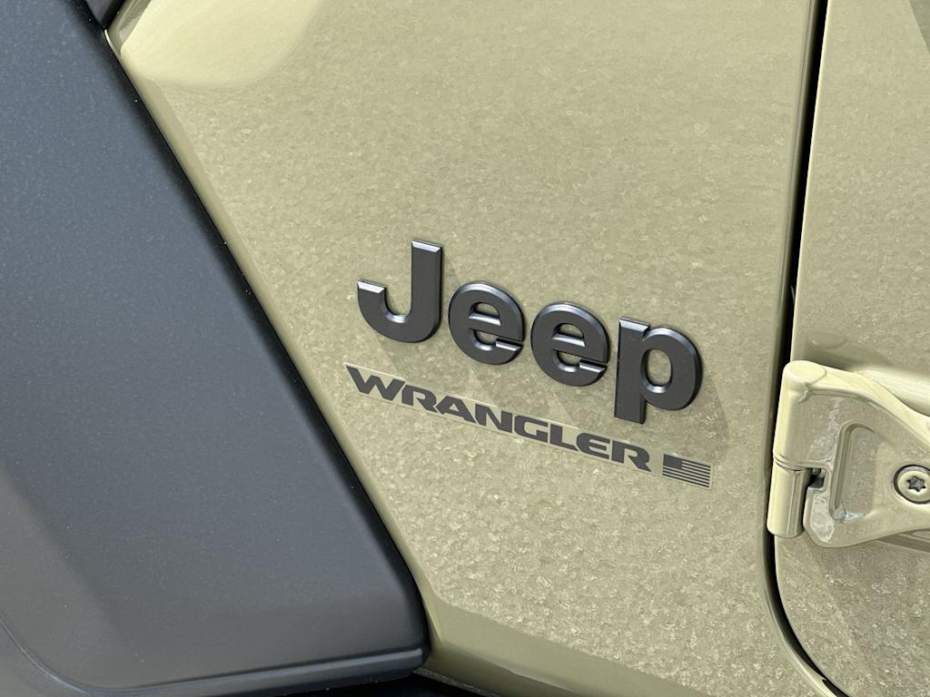Thumbnail: 2026 Jeep Wrangler - 23