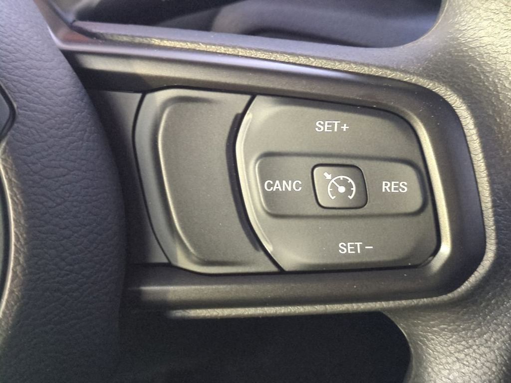 Thumbnail: 2025 Jeep Wrangler - 29