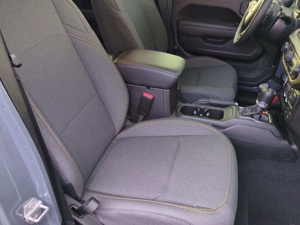 Thumbnail: 2025 Jeep Wrangler - 27