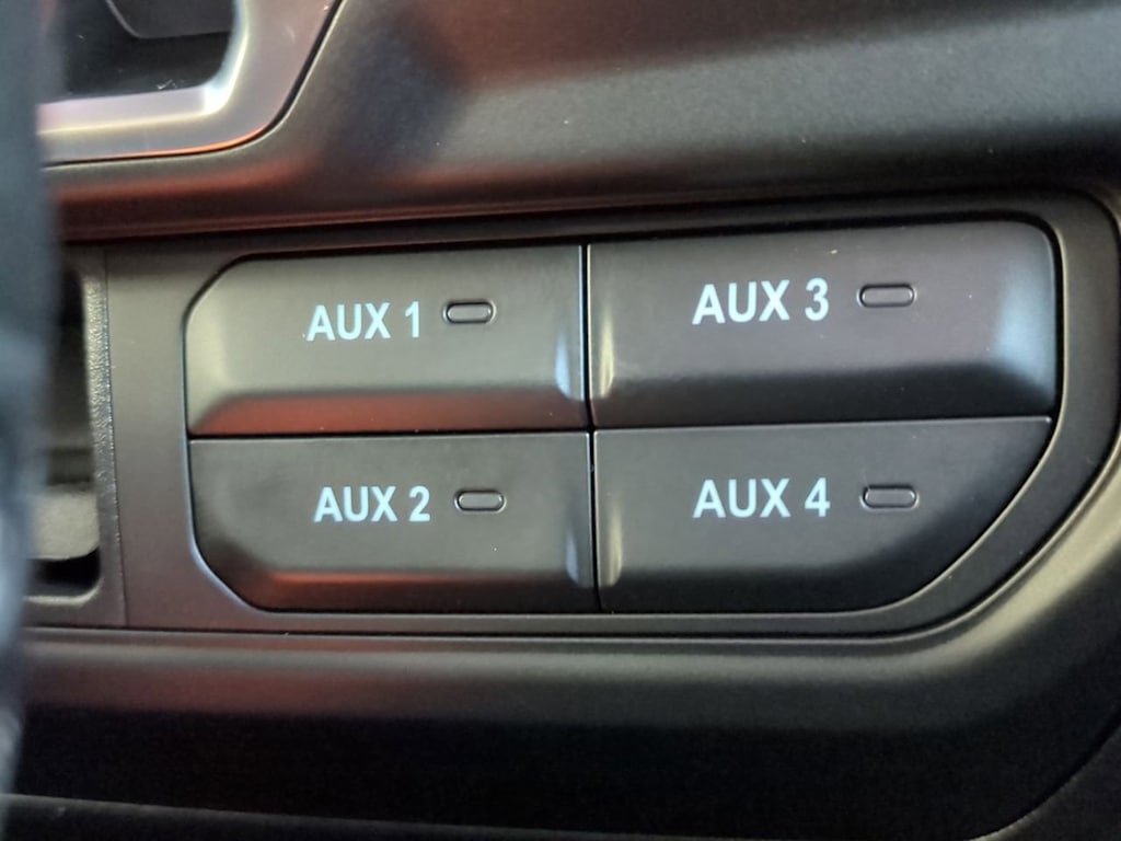 Thumbnail: 2025 Jeep Wrangler - 14