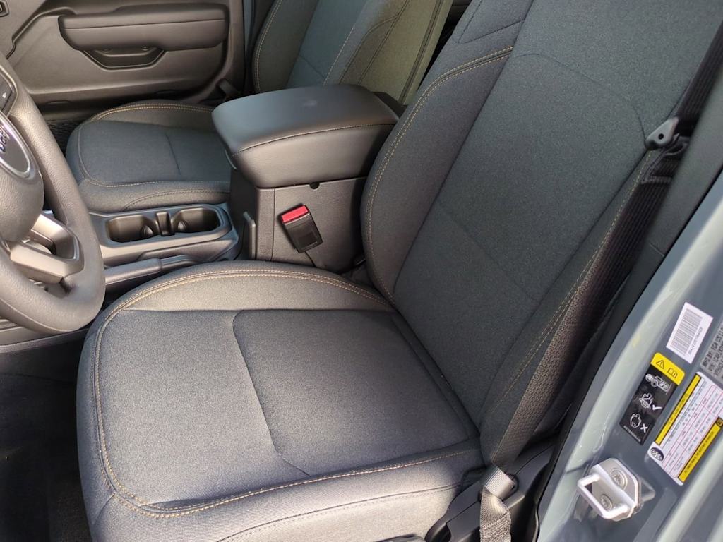 Thumbnail: 2025 Jeep Wrangler - 10