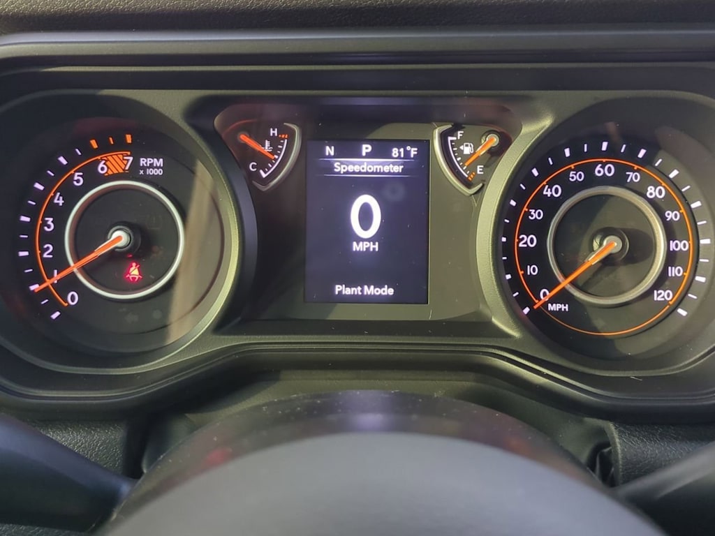 Thumbnail: 2025 Jeep Wrangler - 16