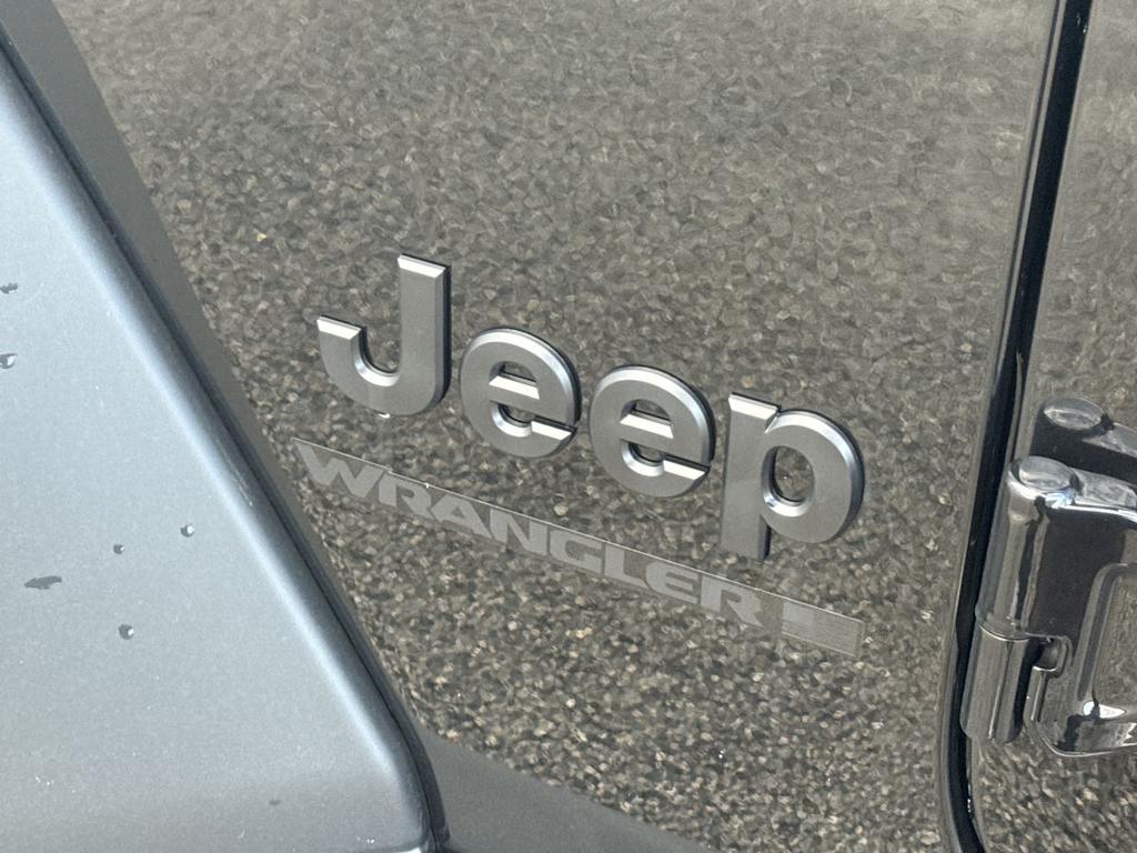 Thumbnail: 2026 Jeep Wrangler - 7