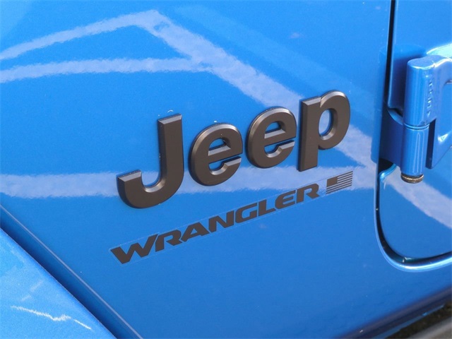 2025 Jeep Wrangler Sahara 26