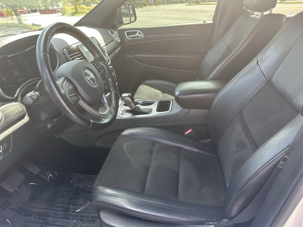Thumbnail: 2020 Jeep Grand Cherokee - 11
