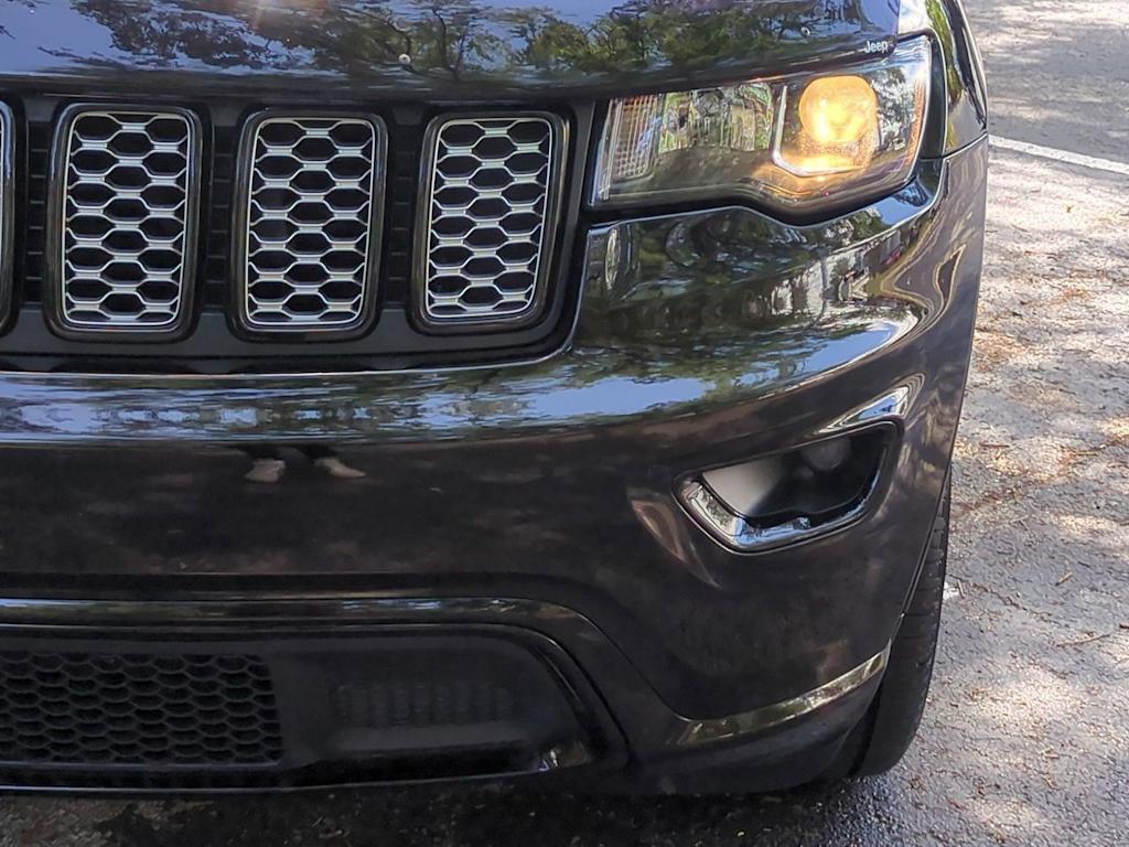 Thumbnail: 2022 Jeep Grand Cherokee - 7