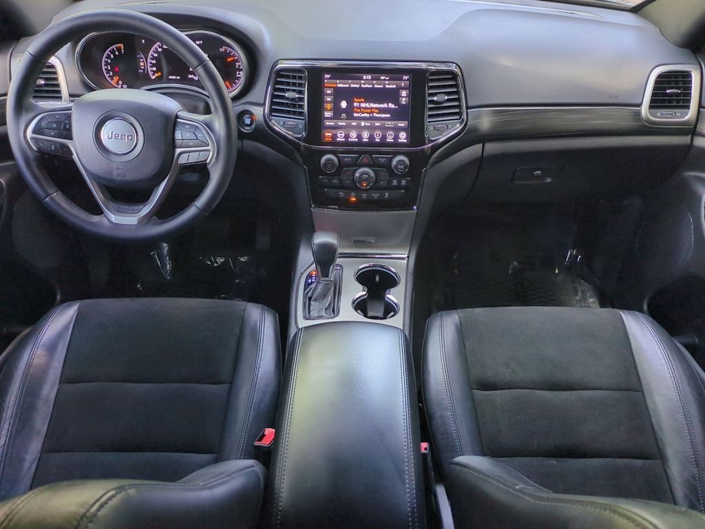 Thumbnail: 2022 Jeep Grand Cherokee - 9